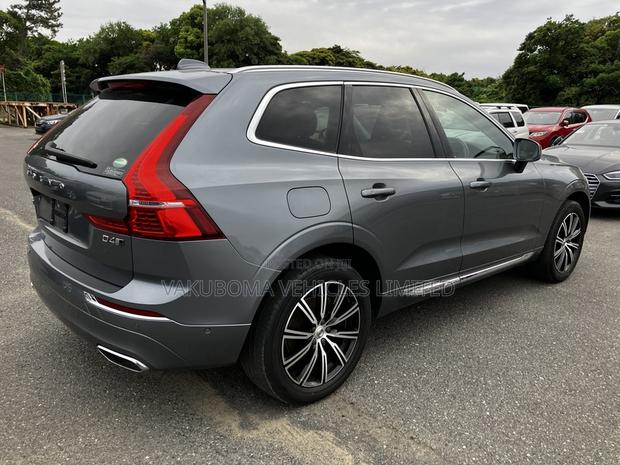 Volvo XC60 2019 Gray