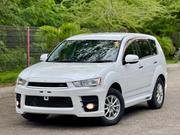 Mitsubishi Outlander 2011 White for sale