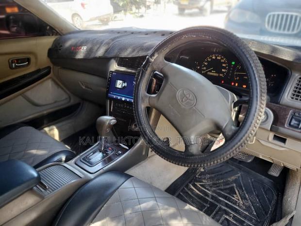 Toyota Mark II 1996 Silver