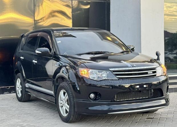 Mitsubishi Outlander 2008 Black