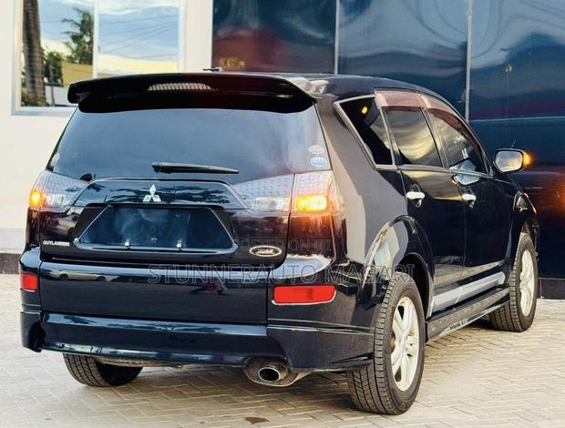Mitsubishi Outlander 2008 Black