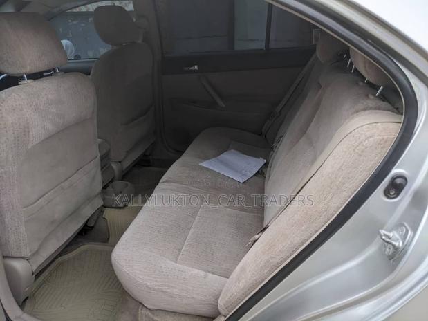 Toyota Premio 2005 Silver