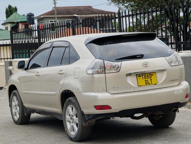 Toyota Harrier 2006 Silver