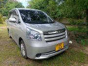 Toyota Noah 2.0 158hp FWD (7 Seater) 2008 Silver for sale