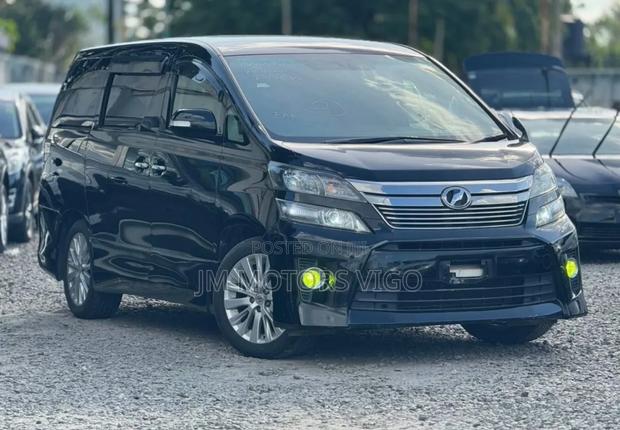 Toyota Vellfire 2012 Black
