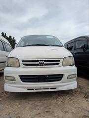 Toyota Noah 2005 White for sale