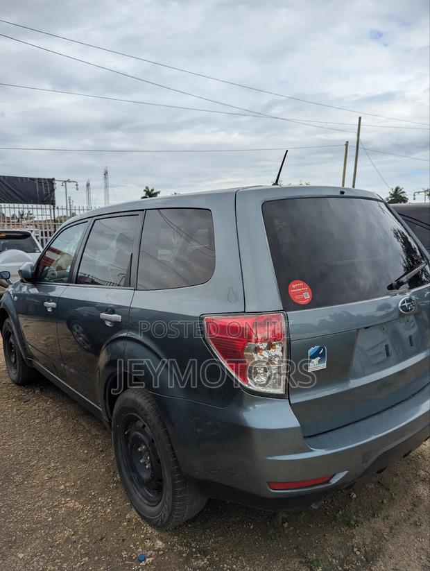Subaru Forester 2009 Gray