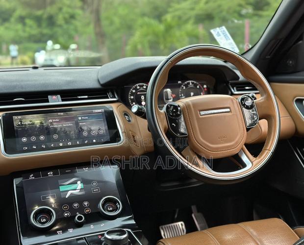 Land Rover Range Rover Velar 2018 Off white