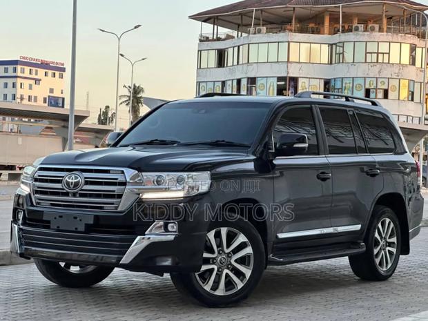 Toyota Land Cruiser 2020 Black