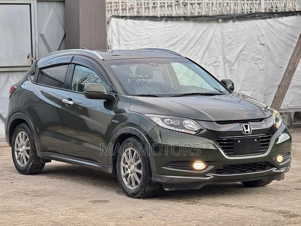 Honda Vezel 2014 Green