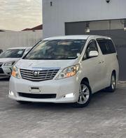 Toyota Alphard 2.4 Petrol FWD 2009 Off white for sale