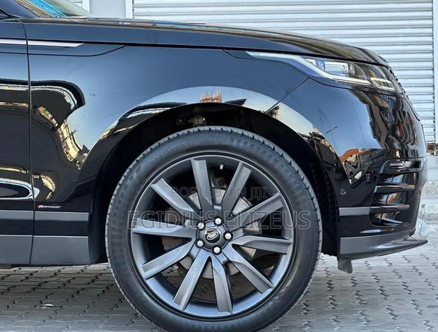 Land Rover Range Rover Velar 2018 Black