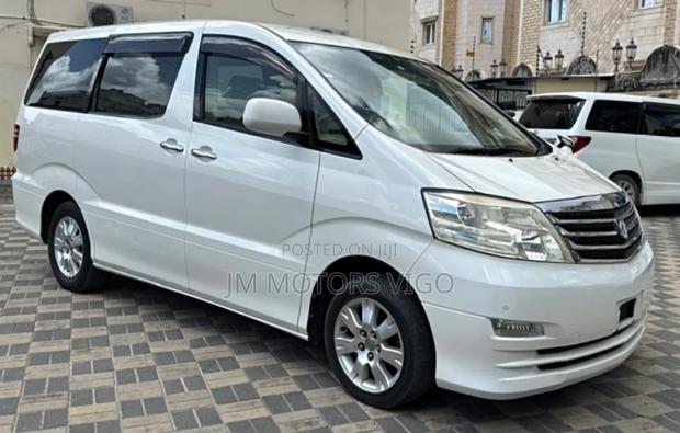 Toyota Alphard 2006 White