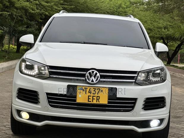 Volkswagen Touareg 2013 White