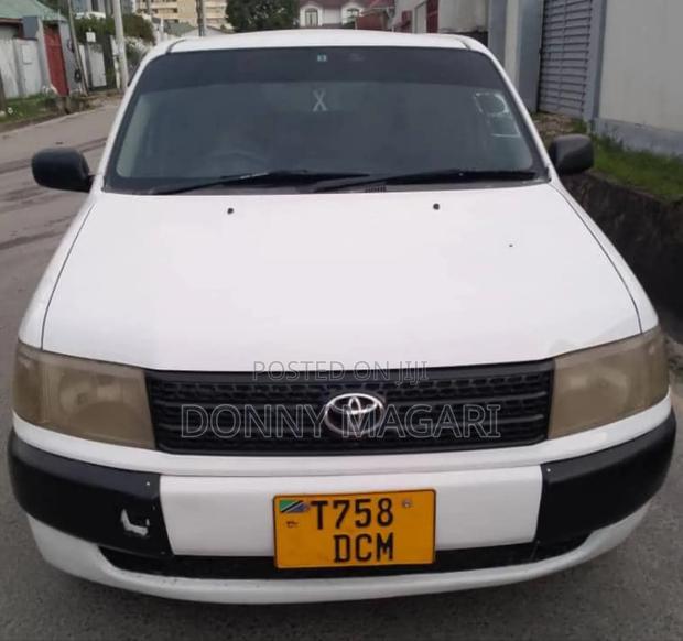 Toyota Probox 2004 White