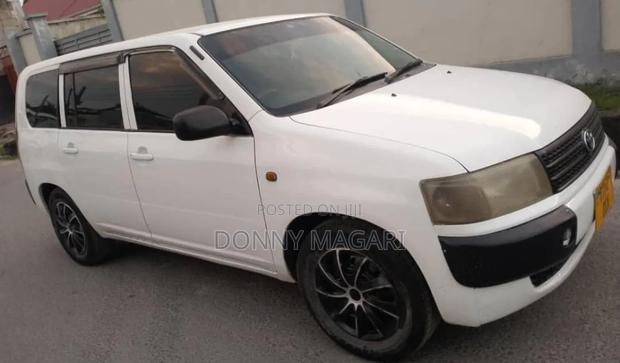 Toyota Probox 2004 White