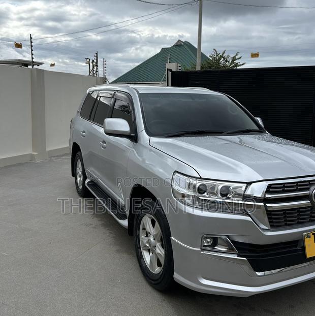 Toyota Land Cruiser 2008 Silver