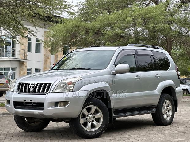 Toyota Land Cruiser Prado 2.7 5dr 2004 Silver