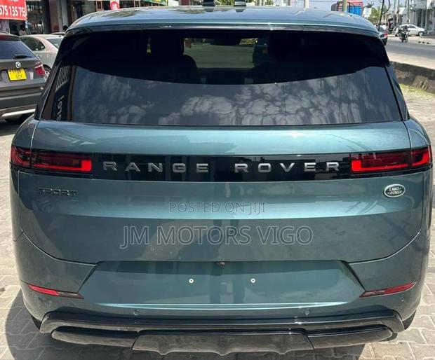 Land Rover Range Rover Sport 2022 Green