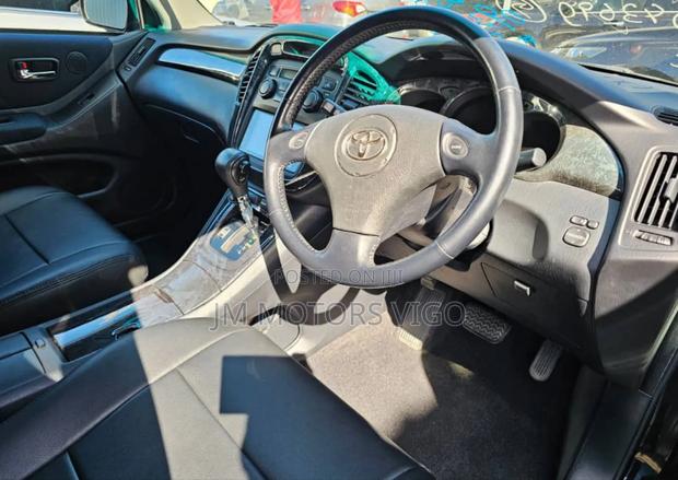 Toyota Kluger 2006 Blue