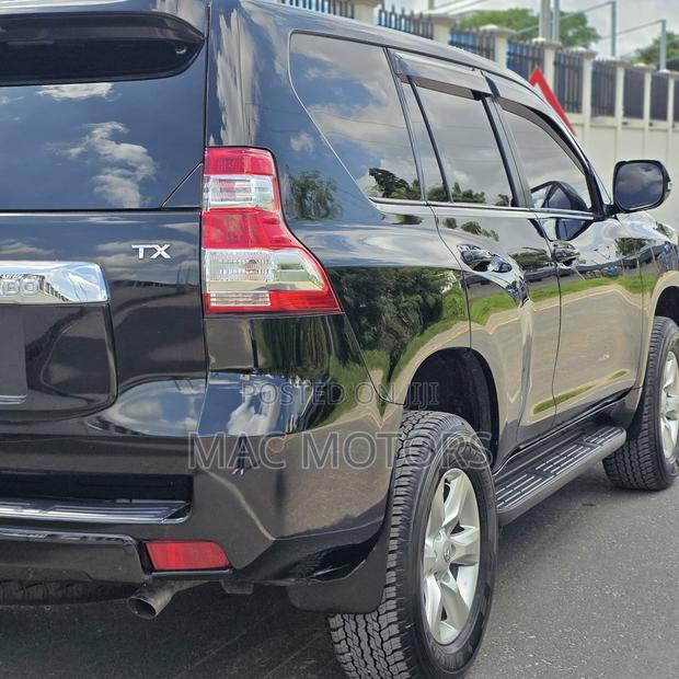 Toyota Land Cruiser Prado 2.7 i 2012 Black