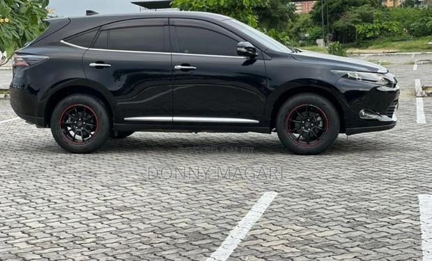 Toyota Harrier 2016 Black