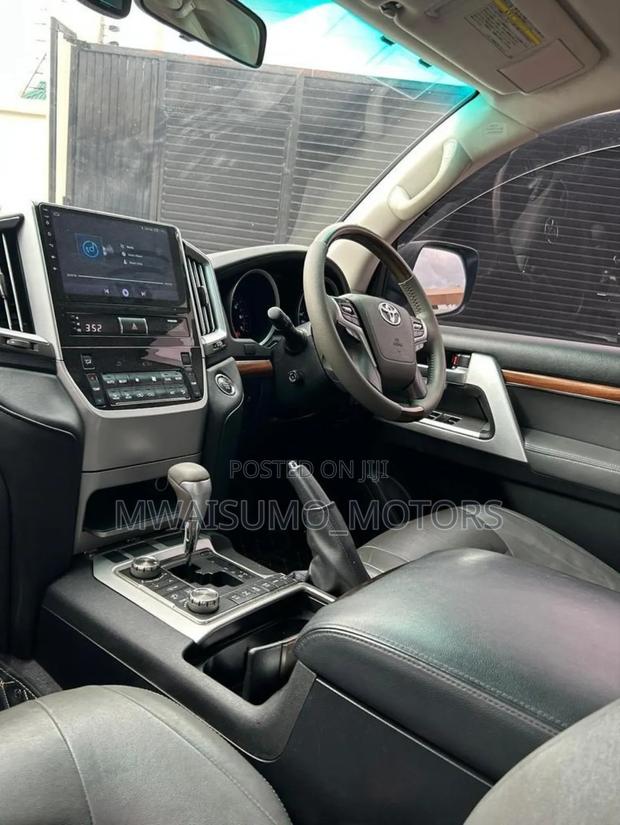 Toyota Land Cruiser 2008 Silver