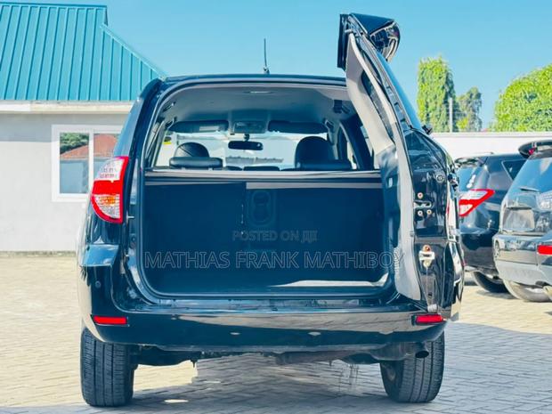 Toyota Vanguard 2009 Black
