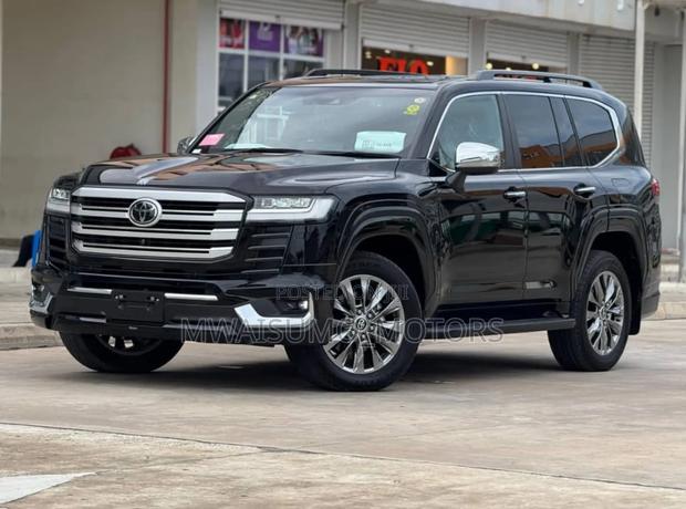 New Toyota Land Cruiser 2023 Black