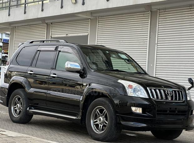 Toyota Land Cruiser Prado 2006 Black
