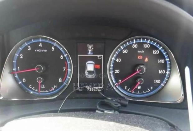 Toyota Harrier 2.0 4WD 2015 Black