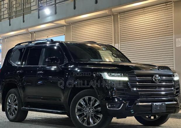Toyota Land Cruiser 2022 Black