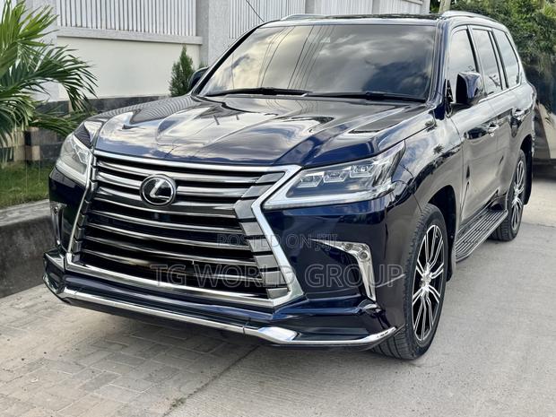 Lexus LX 570 AWD 2016 Black