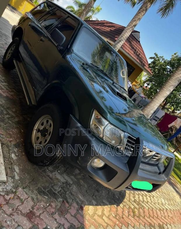 Nissan Patrol 2002 Green