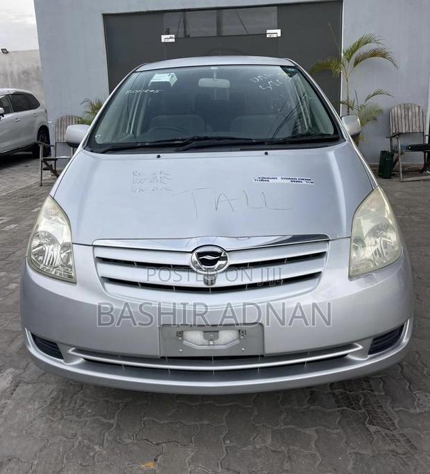 Toyota Corolla Spacio 1.5 X 2008 Silver