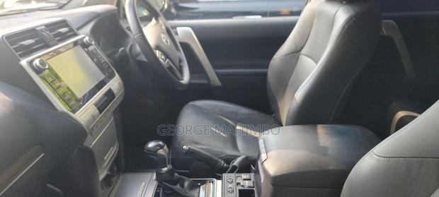 Toyota Land Cruiser Prado 2017 Black