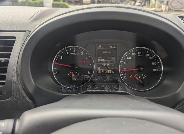 Nissan X-Trail 2.0 Petrol XE 2011 Black