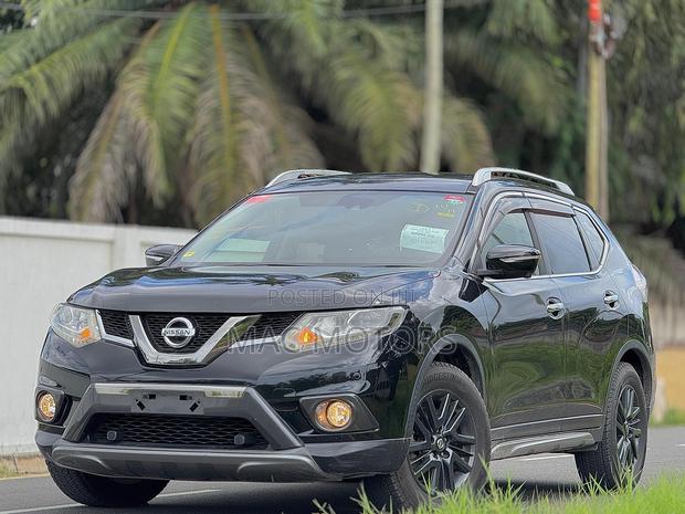 Nissan X-Trail 2015 Black