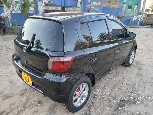 Toyota Vitz 1.3 FWD 5dr 2002 Black