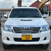 Toyota Hilux 2012 White for sale