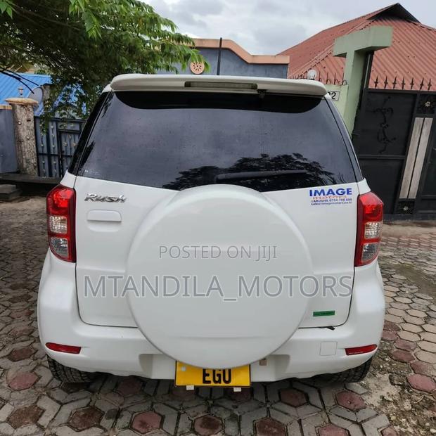 Toyota Rush 1.5 AWD 2009 White