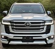 Toyota Land Cruiser 2023 White for sale