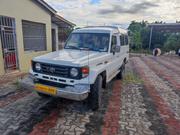 Toyota Land Cruiser 1990 White for sale