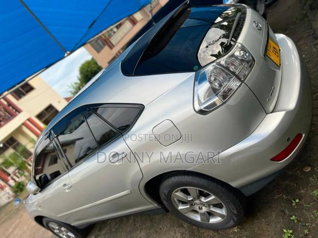 Toyota Harrier 2006 Silver