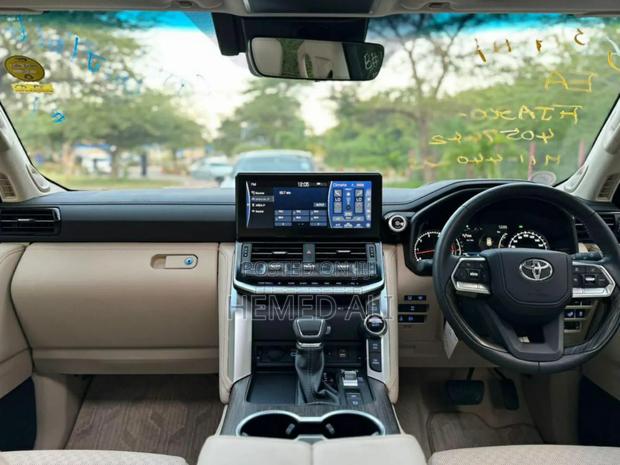 New Toyota Land Cruiser 3.3 Diesel 4WD 2022 White