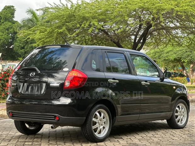 Mazda Verisa 2007 Black