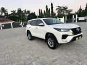 Toyota Fortuner 2.8 D AWD 2021 White for sale