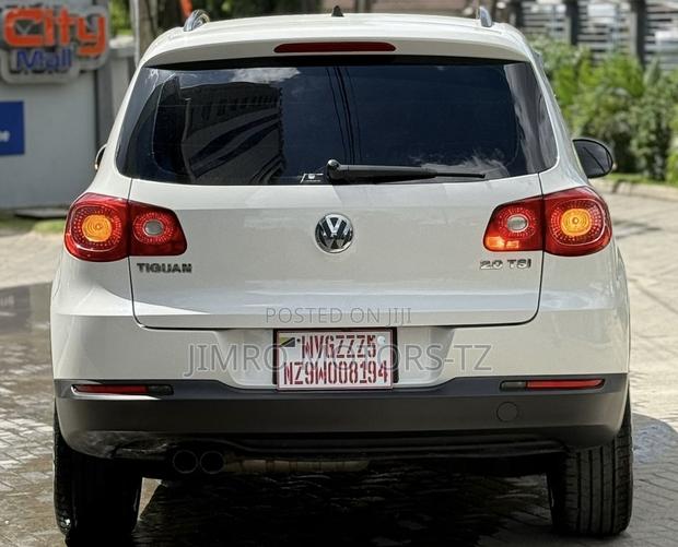Volkswagen Tiguan 2009 White