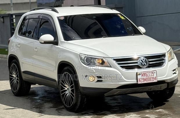 Volkswagen Tiguan 2009 White