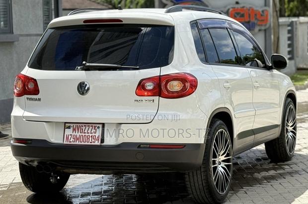 Volkswagen Tiguan 2009 White